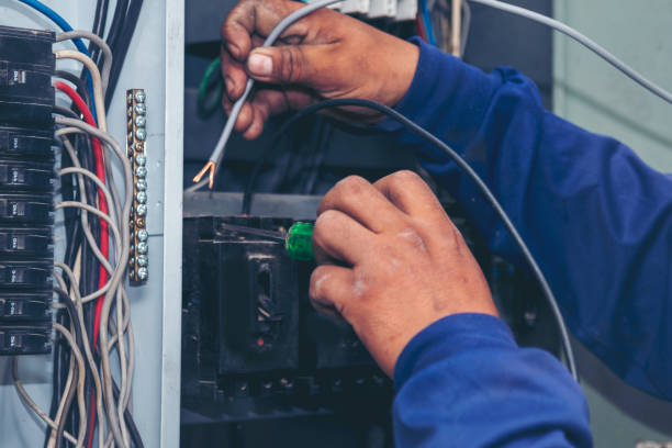 Best Circuit Breaker Repair  in Marion, IN
